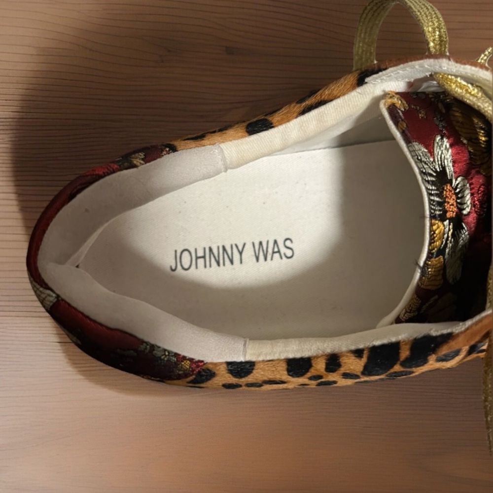 JOHNNY WAS Calfskin Leopard Print and Floral Sneakers Size 9 - Picture 11 of 12